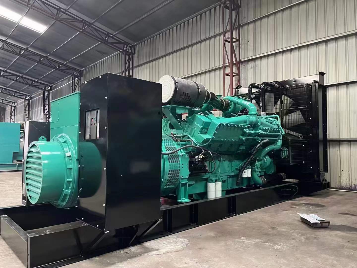 莱城如何降低 800kW 柴油发电机输出电流的波动?